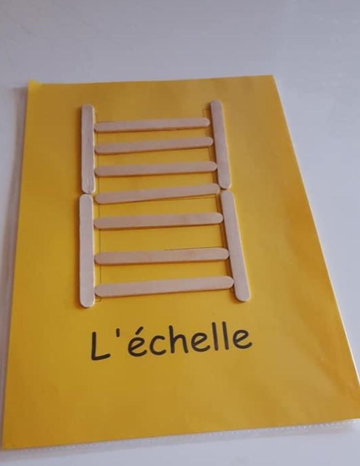 Bricolage enfant - Éléphant réalisé avec mon périscolaire de 6 ans, j ai  essayé avec les petits de 2 ans 1/2 mais pas assez de souffle pour bouger  la trompe.